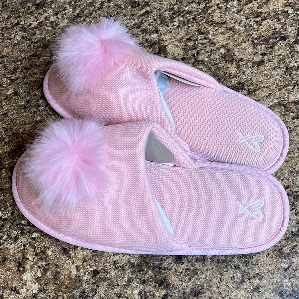Victoria’s Secret slippers. Size L